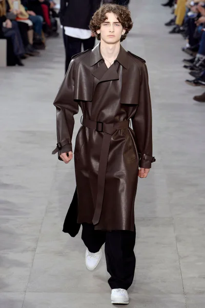 Look 40